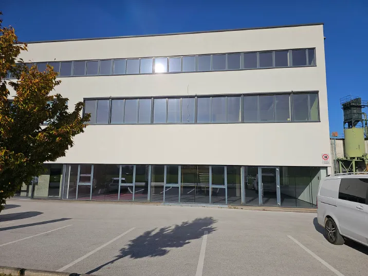 Teilbar - Büroflächen in Wörgl
