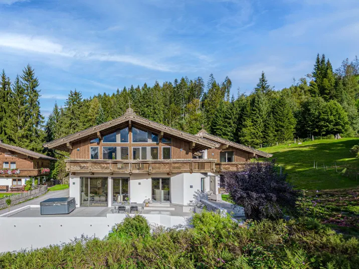 Touristisch nutzbar - High-End Chalet in Waldrandlage