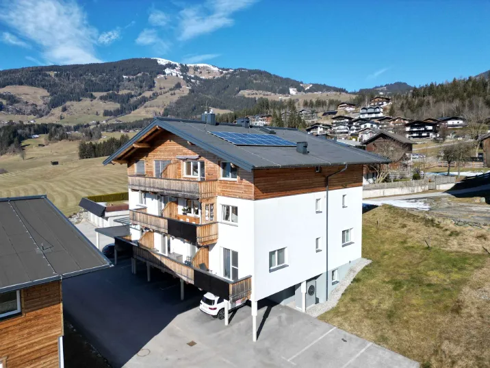 Dachgeschosswohnung mit Panoramablick am Südhang