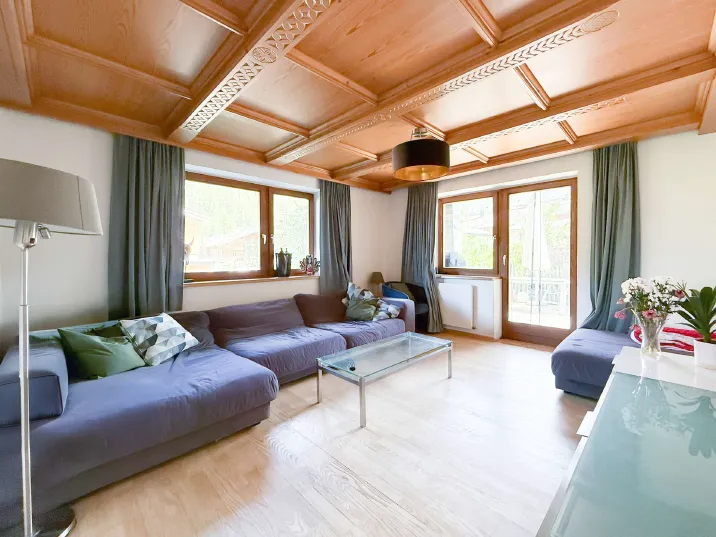 Großzügige 3- Zimmerwohnung mit großer Sonnenterrasse
