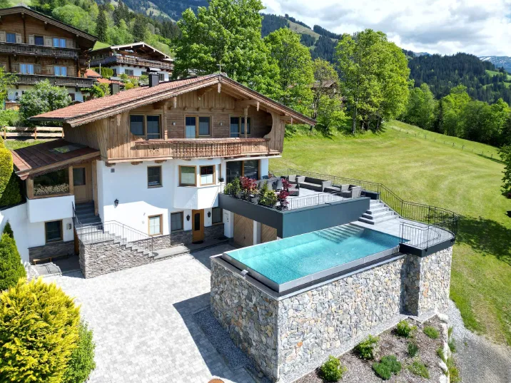 Infinity Living