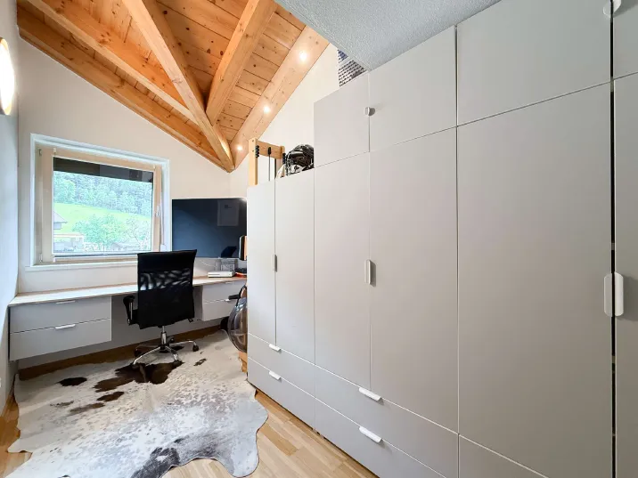 Hochwertige Dachgeschoßwohnung in Ruhelage