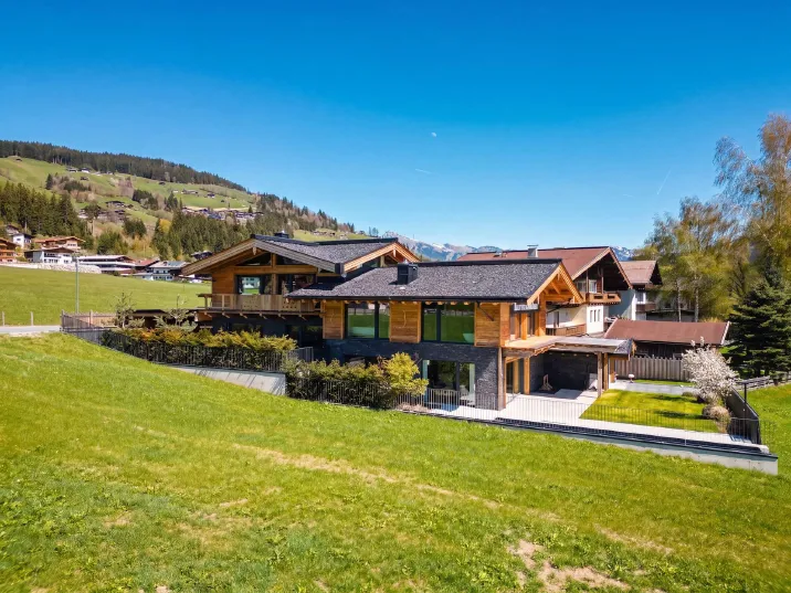Hochwertiges & Sonnenverwöhntes Neubau-Chalet