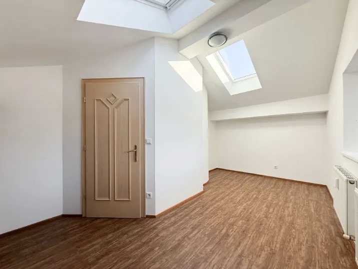 Helle und zentrale 3-Zimmer Maisonettewohnung