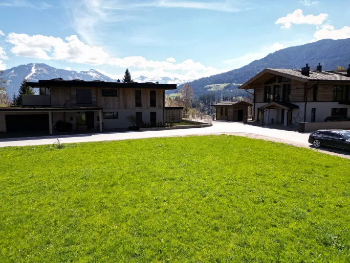 Grundstück auf sonnigem Hochplateau