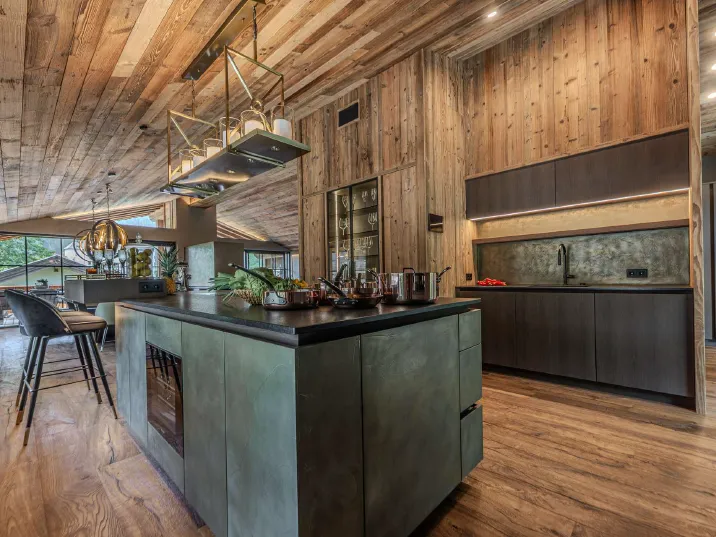 Erstbezugs - Luxus Chalet mit Indoorpool